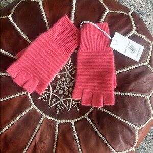 Nordstrom 100% Cashmere Pink Fingerless Gloves